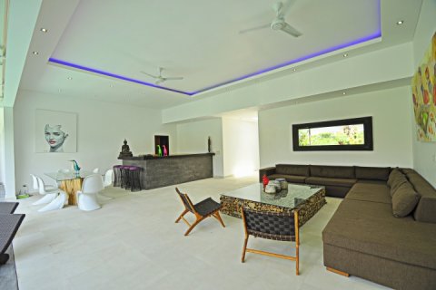 3 bedrooms Villa in Seminyak, Badung, Indonesia No. 1671 6