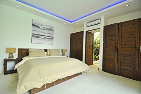 3 bedrooms Villa in Seminyak, Badung, Indonesia No. 1671 18