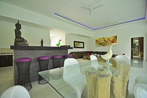 3 bedrooms Villa in Seminyak, Badung, Indonesia No. 1671 9