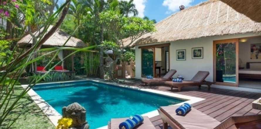 Вилла с 3 спальнями в Seminyak, Бадунг, Индонезия № 1467