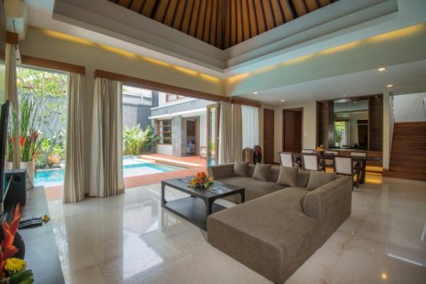 Вилла с 2 спальнями в Seminyak, Бадунг, Индонезия № 1470 4