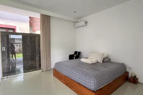 4 bedrooms Villa in Gianyar, Indonesia No. 11021 2