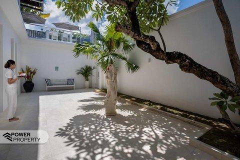 4 bedrooms Villa in Seminyak, Badung, Indonesia No. 9128 4