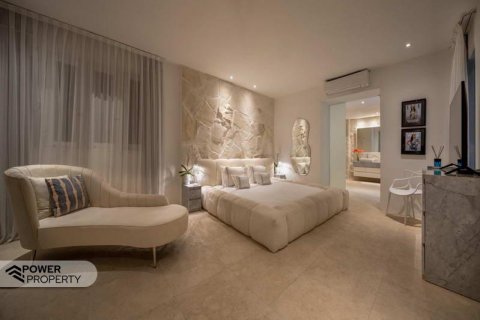 4 bedrooms Villa in Seminyak, Badung, Indonesia No. 9128 2