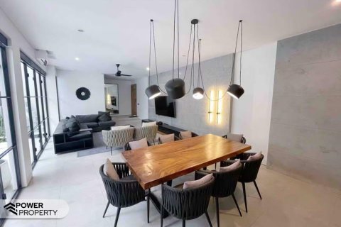 3 bedrooms Villa in Tampaksiring, Gianyar, Indonesia No. 9125 12