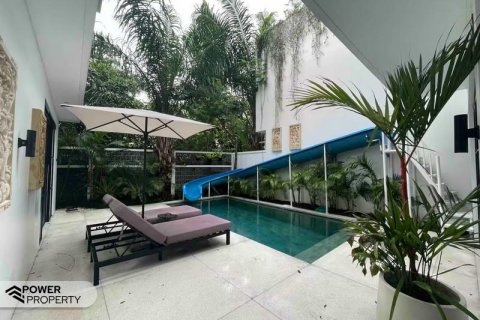 3 bedrooms Villa in Tampaksiring, Gianyar, Indonesia No. 9125 7
