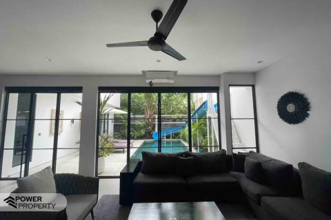 3 bedrooms Villa in Tampaksiring, Gianyar, Indonesia No. 9125 4