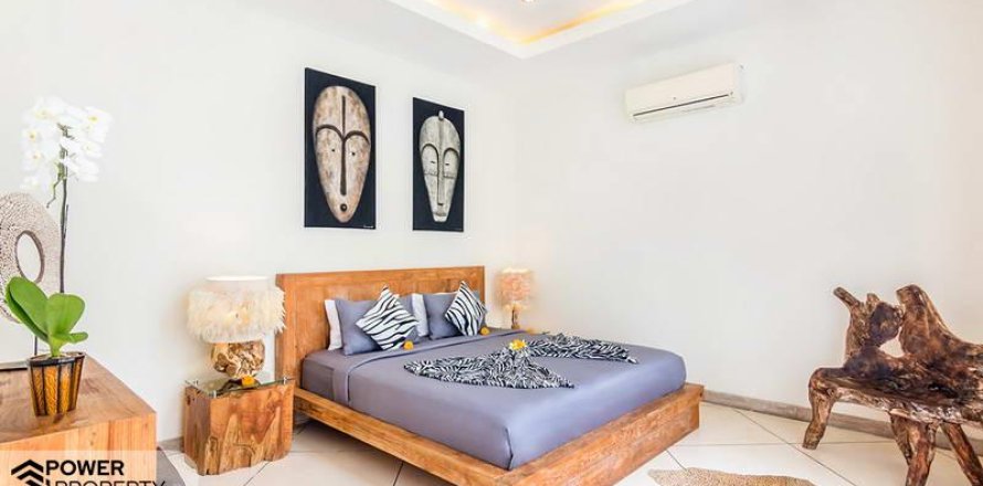 2 bedrooms Villa in Seminyak, Badung, Indonesia No. 9127
