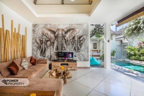 2 bedrooms Villa in Seminyak, Badung, Indonesia No. 9127 14