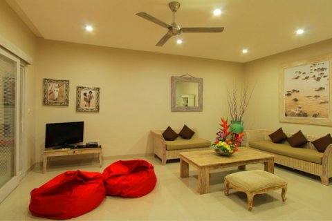 6 bedrooms Villa in Seminyak, Badung, Indonesia No. 1359 21