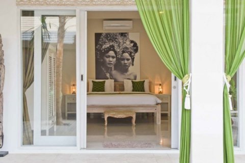 6 bedrooms Villa in Seminyak, Badung, Indonesia No. 1359 23