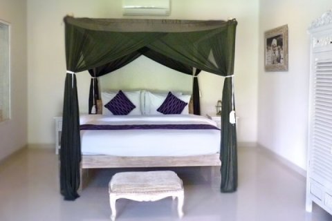 6 bedrooms Villa in Seminyak, Badung, Indonesia No. 1359 13