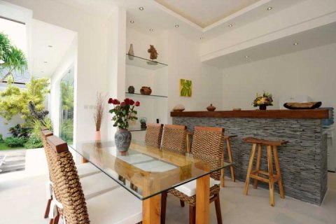 4 bedrooms Villa in Seminyak, Badung, Indonesia No. 1360 17