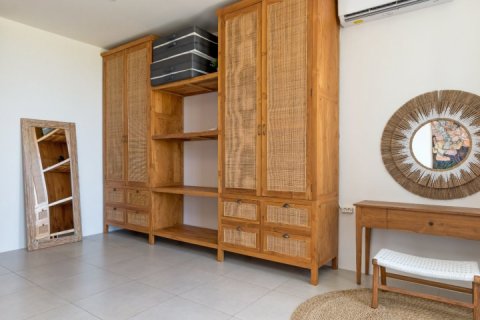 Вилла с 4 спальнями в Canggu, Бадунг, Индонезия № 1280 15