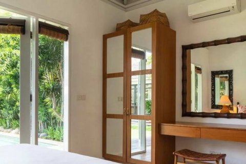 Вилла с 4 спальнями в Seminyak, Бадунг, Индонезия № 246 14