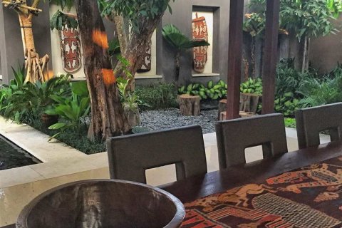 Вилла с 4 спальнями в Seminyak, Бадунг, Индонезия № 245 10