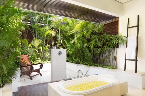 4 bedrooms Villa in Seminyak, Badung, Indonesia No. 247 10