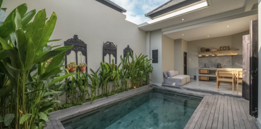 2 bedrooms Villa in Badung, Indonesia No. 11324