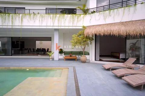 3 bedrooms Villa in Seminyak, Badung, Indonesia No. 13161 2