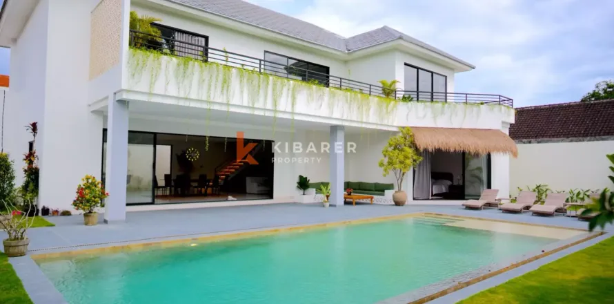 3 bedrooms Villa in Seminyak, Badung, Indonesia No. 13161