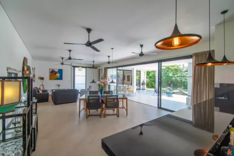 2 bedrooms Villa in Ubud, Gianyar, Indonesia No. 10699 14