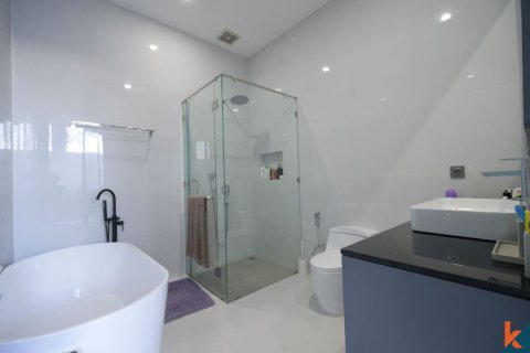 3 bedrooms Villa in Denpasar, Indonesia No. 11272 5