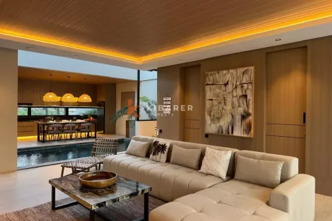 3 bedrooms Villa in Canggu, Badung, Indonesia No. 13297 2