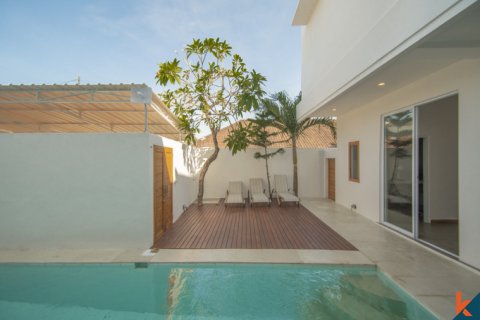 5 bedrooms Villa in Kerobokan, Badung, Indonesia No. 11308