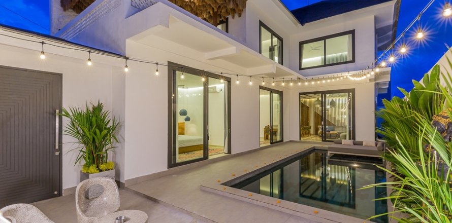 3 bedrooms Villa in Badung, Indonesia No. 11305