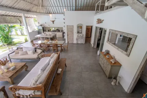 3 bedrooms Villa in Kerobokan, Badung, Indonesia No. 10191 11