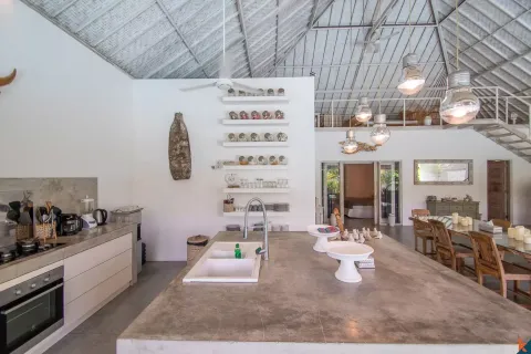 3 bedrooms Villa in Kerobokan, Badung, Indonesia No. 10191 13
