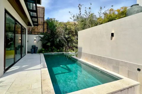 4 bedrooms Villa in Badung, Indonesia No. 10185 2