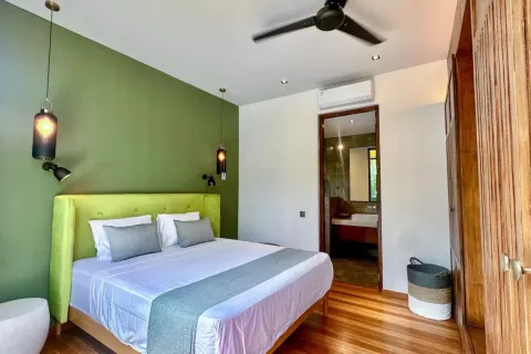4 bedrooms Villa in Badung, Indonesia No. 10185 11
