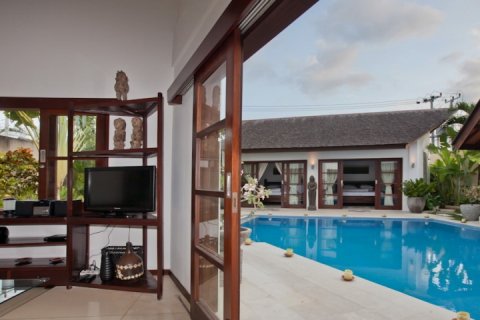 3 bedrooms Villa in Seminyak, Badung, Indonesia No. 1147 23