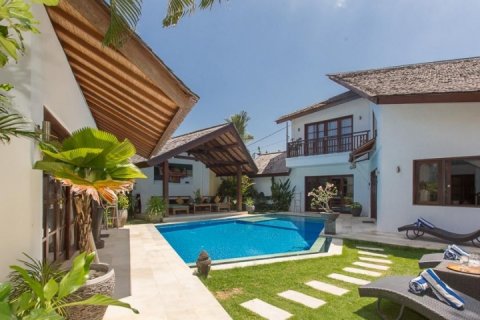 3 bedrooms Villa in Seminyak, Badung, Indonesia No. 1147 16
