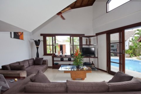 3 bedrooms Villa in Seminyak, Badung, Indonesia No. 1147 30