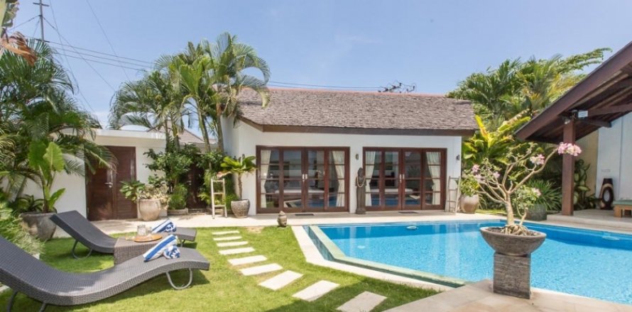 3 bedrooms Villa in Seminyak, Badung, Indonesia No. 1147