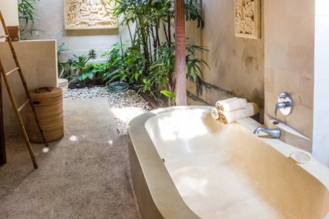 4 bedrooms Villa in Kerobokan, Badung, Indonesia No. 1146 12