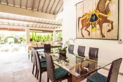 4 bedrooms Villa in Kerobokan, Badung, Indonesia No. 1146 9
