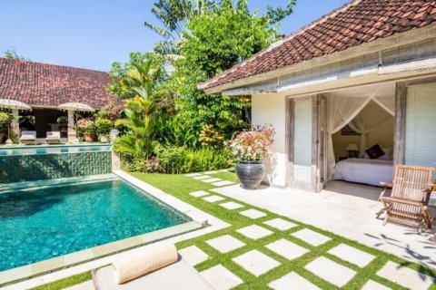 4 bedrooms Villa in Kerobokan, Badung, Indonesia No. 1146 3