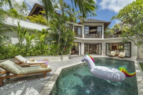 2 bedrooms Villa in Seminyak, Badung, Indonesia No. 1143
