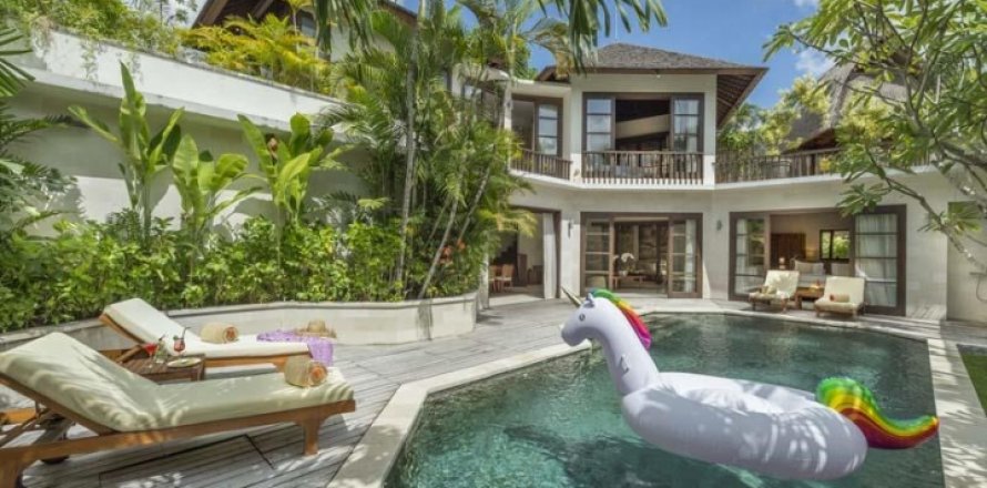 2 bedrooms Villa in Seminyak, Badung, Indonesia No. 1143