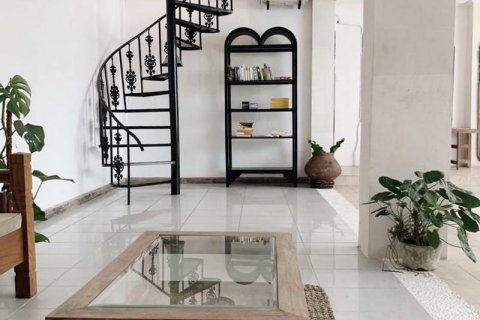 Вилла с 9 спальнями в Легиан, Kuta, Бадунг, Индонезия № 7745 24