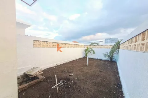 Вилла с 2 спальнями в Kerobokan, Бадунг, Индонезия № 12747 10