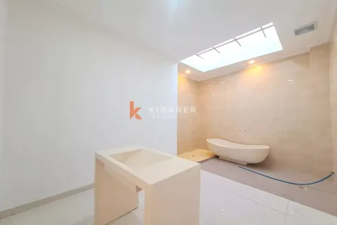 Вилла с 2 спальнями в Kerobokan, Бадунг, Индонезия № 12747 13