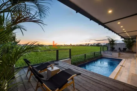 4 bedrooms Villa in Kediri, Indonesia No. 12744 2