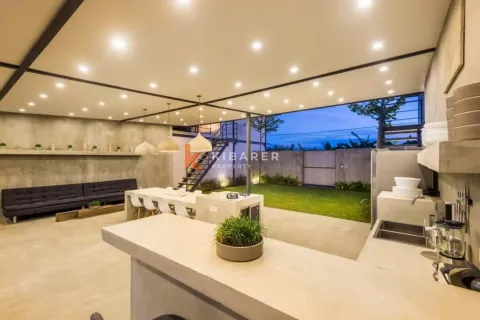 4 bedrooms Villa in Kediri, Indonesia No. 12744 3