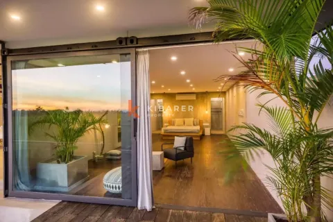 4 bedrooms Villa in Kediri, Indonesia No. 12744 16