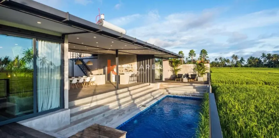 4 bedrooms Villa in Kediri, Indonesia No. 12744