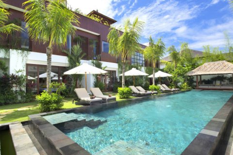Вилла с 10 спальнями в Seminyak, Бадунг, Индонезия № 8727 2